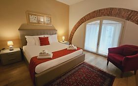 Loger Confort Residence & Apartments